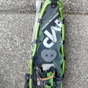GV Snowshoes - Green and Black